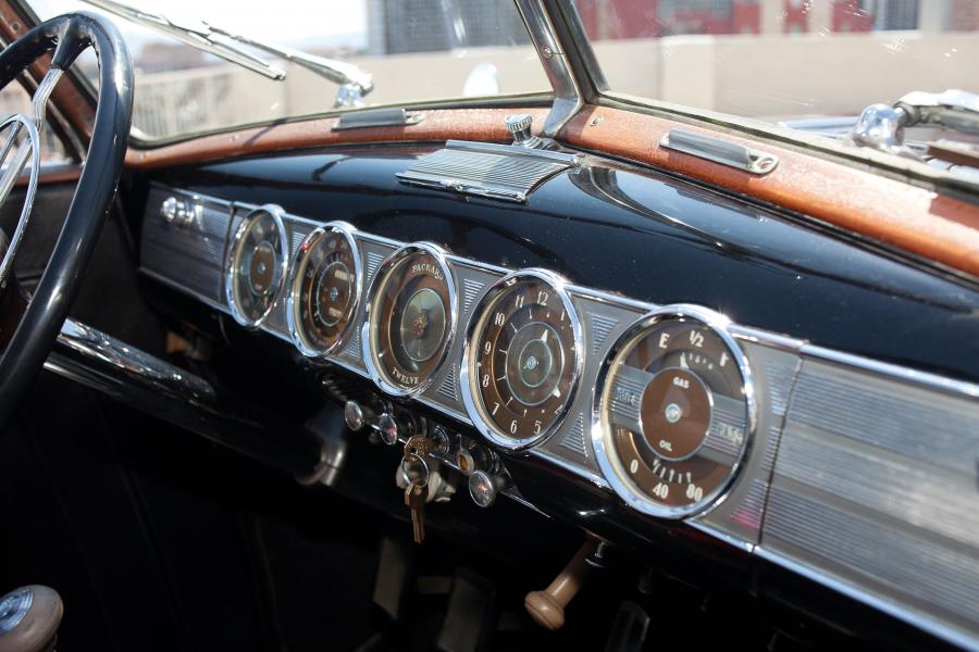  Packard Twelve All-Weather Cabriolet by Brunn 1938 года  (фото 6 из 25)
